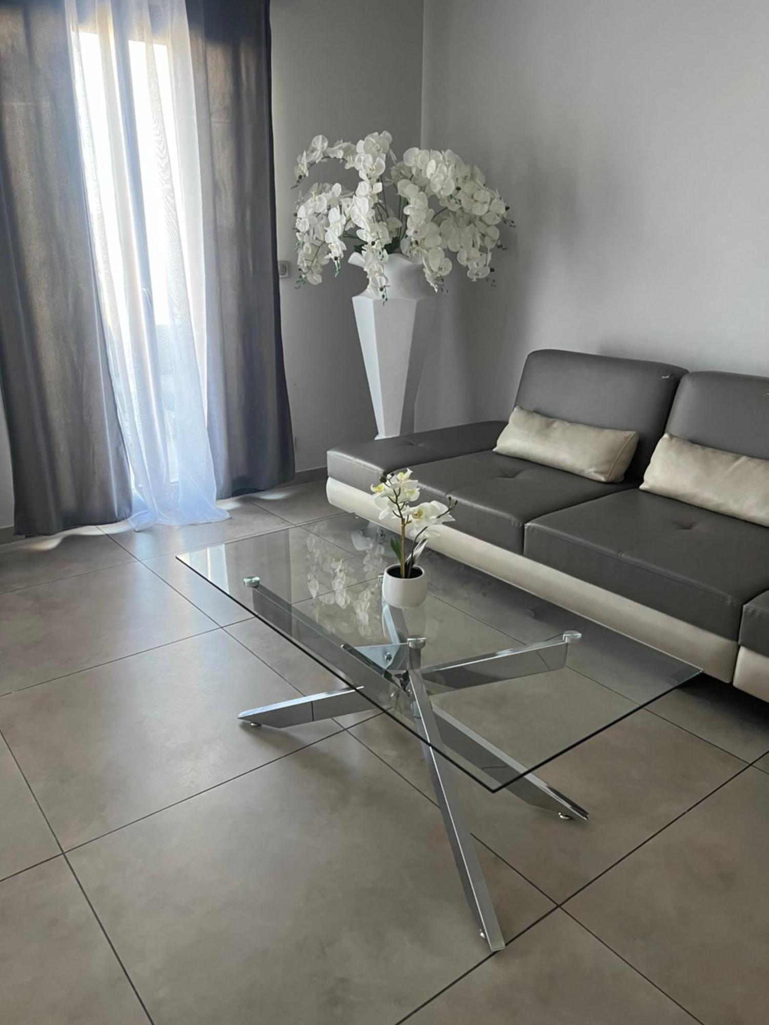 Maison Avec Picine Perpignan Bagian luar foto
