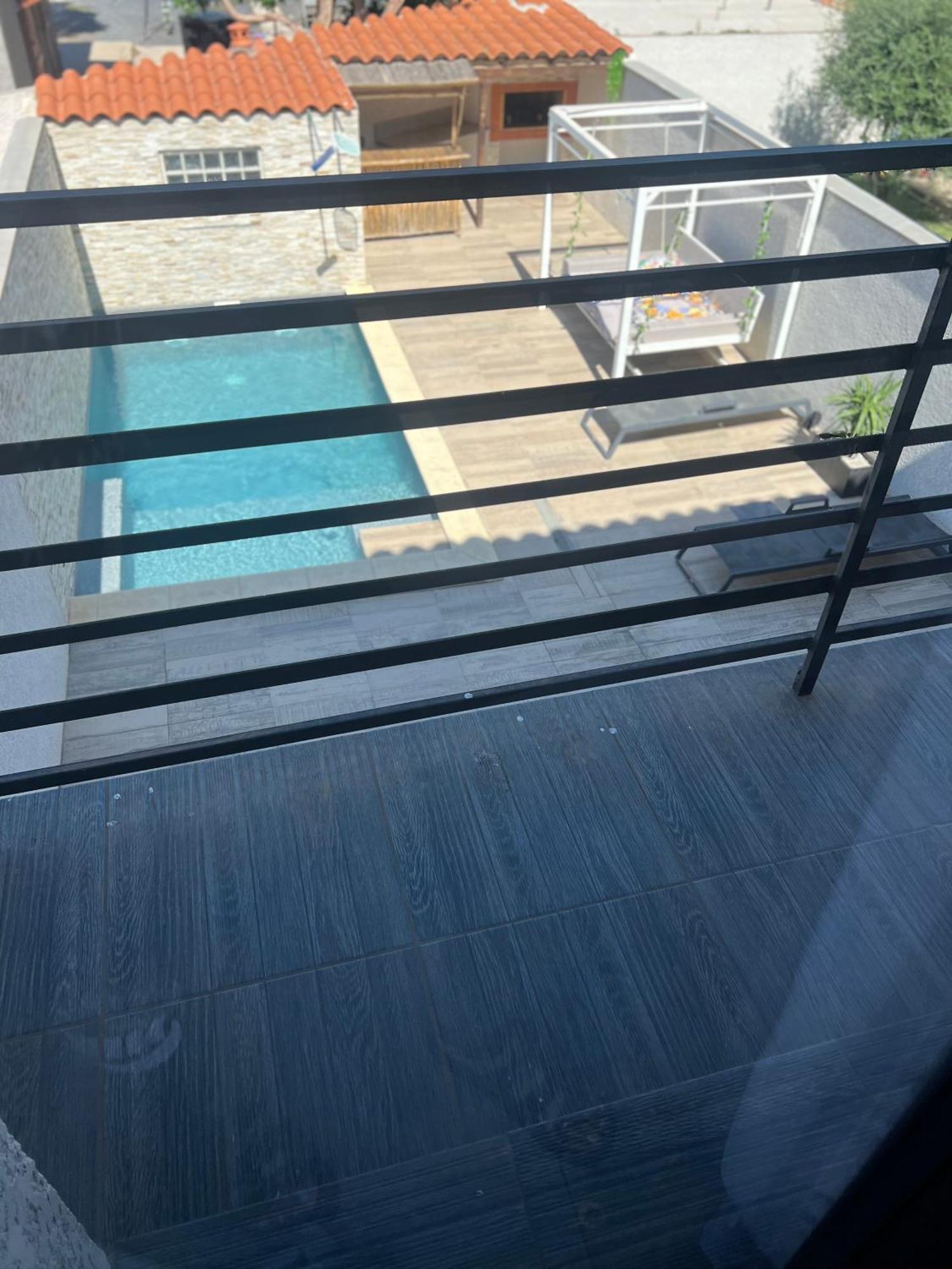 Maison Avec Picine Perpignan Bagian luar foto